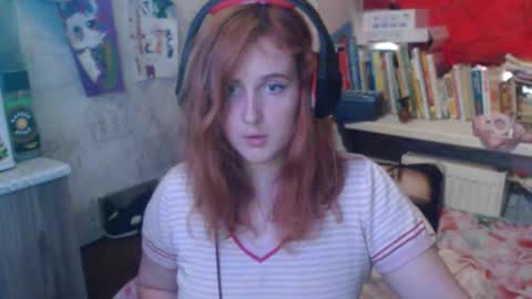 Snapshot of sabochka888 chatting on September 18, 7:34 am sabochka888 online show from September 18, 7:34 am