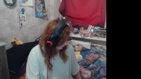 Snapshot of sabochka888 chatting on February 27, 10:33 am sabochka888 online show from February 27, 10:33 am