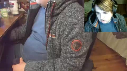 1141323  my Lord Mister Max   moms treasure online show from January 16, 7:23 pm