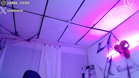 sabrina fox online show from December 20, 7:59 am