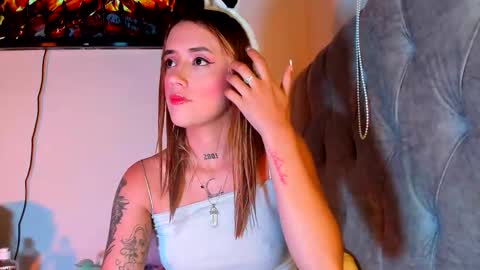 Snapshot of sabrina_cole chatting on October 18, 4:27 am . Sabrina Cole . online show from October 18, 4:27 am