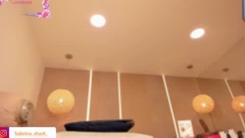 Snapshot of sabrina_shark chatting on October 11, 3:55 am Sabrina Shark online show from October 11, 3:55 am