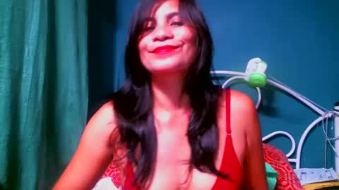 naden online show from February 21, 9:00 pm