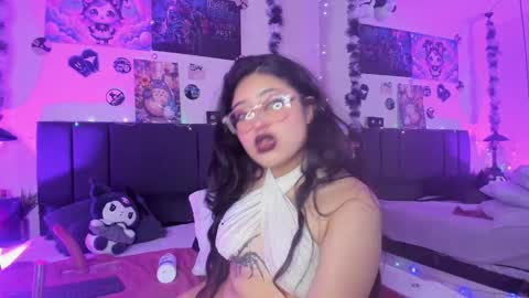 Sabrina  online show from February 5, 11:36 am