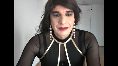 Snapshot of sabry_98 chatting on March 5, 12:11 pm Sabrina online show from March 5, 12:11 pm