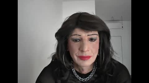 Snapshot of sabry_98 chatting on October 29, 9:00 am Sabrina online show from October 29, 9:00 am