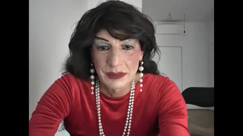 Snapshot of sabry_98 chatting on October 31, 9:10 am Sabrina online show from October 31, 9:10 am