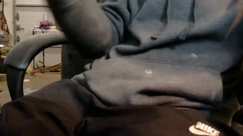 Dee online show from December 18, 8:53 am