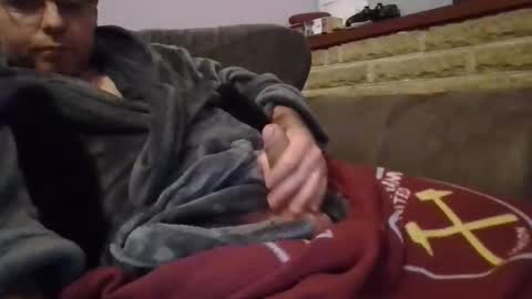 saggyballs83 online show from March 25, 12:39 am