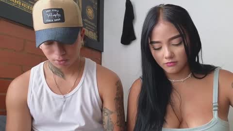Snapshot of sahara_n_thiago chatting on February 5, 4:14 pm Sahara y Thiago online show from February 5, 4:14 pm