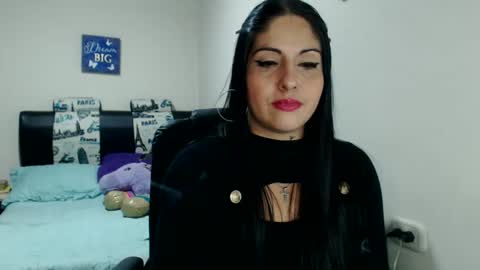 Snapshot of sahotlove1 chatting on February 1, 3:19 am Karina online show from February 1, 3:19 am