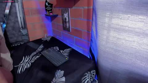 Snapshot of sainix_ chatting on December 13, 8:36 pm sainix_ online show from December 13, 8:36 pm