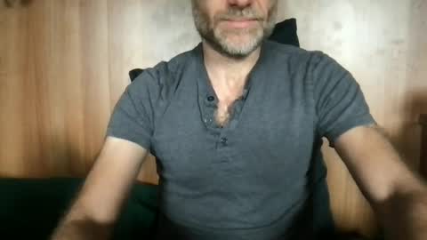 saint009 online show from June 12, 11:09 am