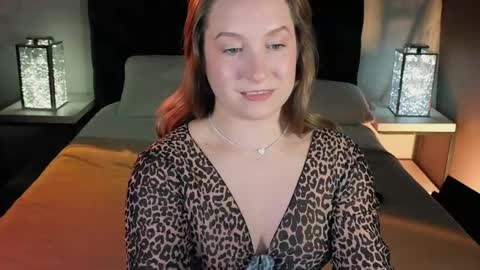 saint__vicious online show from May 19, 8:27 pm