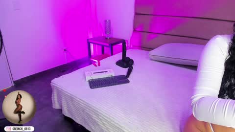 sally rosses online show from April 15, 12:41 pm