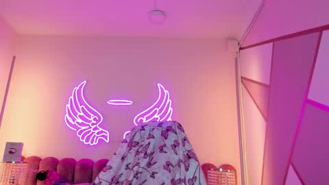 miss Sally online every night from 1am to 8am  Colombia time online show from March 23, 12:54 pm