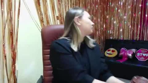 Snapshot of sallyverda chatting on September 9, 6:19 pm Sally online show from September 9, 6:19 pm