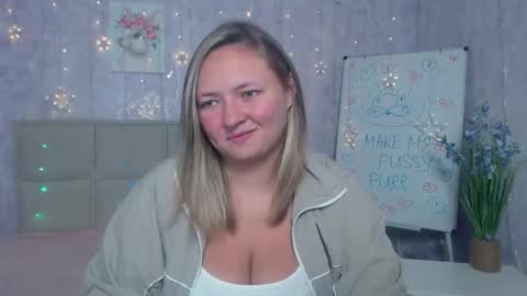 Snapshot of sallyverda chatting on October 8, 6:47 pm Sally online show from October 8, 6:47 pm