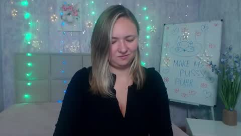 Snapshot of sallyverda chatting on October 7, 6:37 pm Sally online show from October 7, 6:37 pm