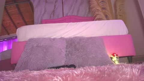 salma_27 online show from October 4, 7:44 pm