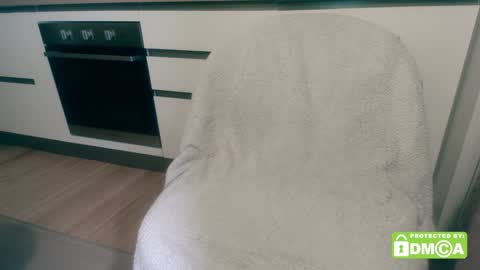 Alessio online show from December 17, 2:01 am