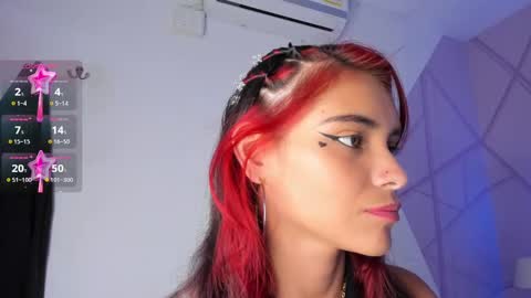Snapshot of salome_rouse chatting on February 18, 12:37 am Salome Rose online show from February 18, 12:37 am