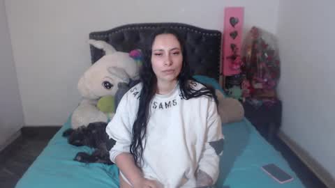 yenny online show from November 13, 3:53 am