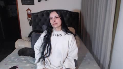 yenny online show from April 10, 6:30 am