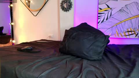 Salomon  Jax and Luca online show from March 5, 8:21 am