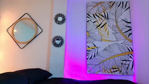 Salomon  Jax and Luca online show from February 24, 11:32 am