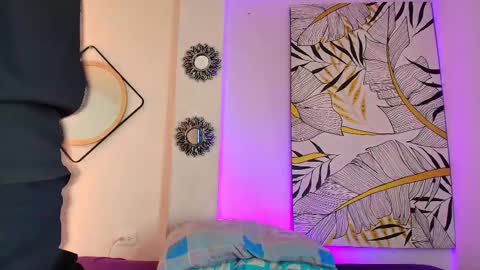 Salomon  Jax and Luca online show from February 20, 1:30 pm