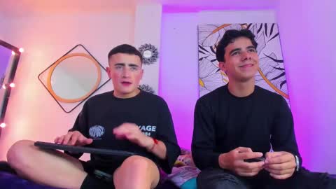 Salomon  Jax and Luca online show from February 14, 2:23 pm