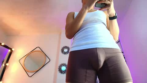 Salomon  Jax and Luca online show from February 22, 6:28 am