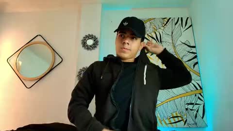 Salomon  Jax and Luca online show from February 28, 11:14 am