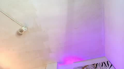 Salomon  Jax and Luca online show from March 4, 6:26 am