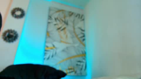 Salomon  Jax and Luca online show from February 26, 2:59 pm