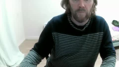 Saltimbanquier  Salt  ou  Banquier  online show from January 6, 2:03 pm