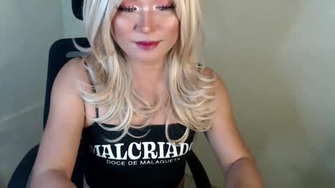 Snapshot of salumisabato69 chatting on October 9, 10:59 pm anasthasia online show from October 9, 10:59 pm