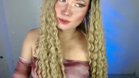 Snapshot of salumisabato69 chatting on September 17, 6:22 pm anasthasia online show from September 17, 6:22 pm