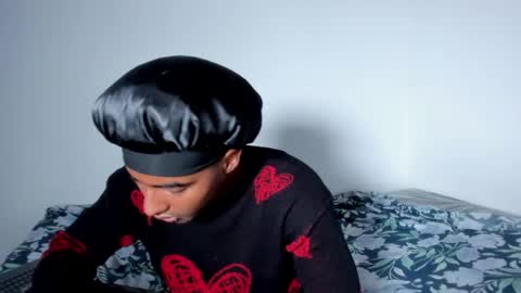 salvatore_amator online show from April 23, 5:03 pm