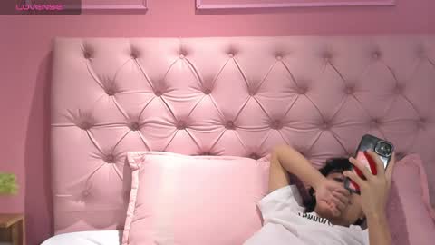 salvatore  online show from February 2, 1:02 am