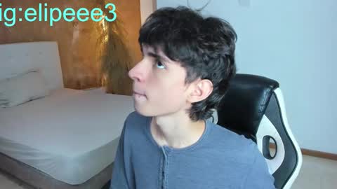 salvatore  online show from March 6, 9:03 pm