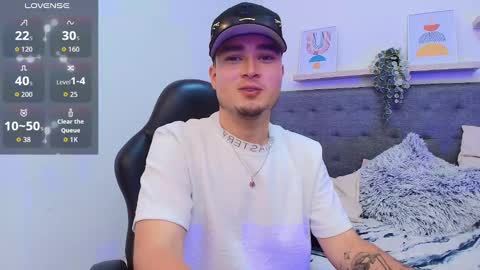 Salvatore  online show from September 19, 10:13 pm