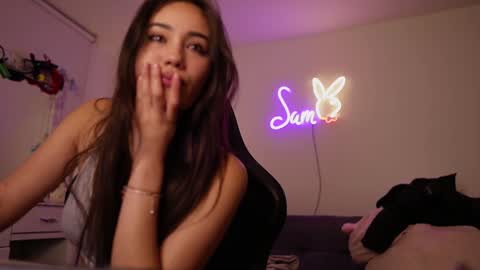 Snapshot of sam01___ chatting on January 28, 2:11 am Stefana    or    Samchispas online show from January 28, 2:11 am