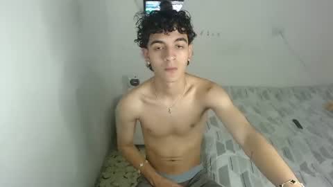 sam__cute online show from June 21, 12:28 am