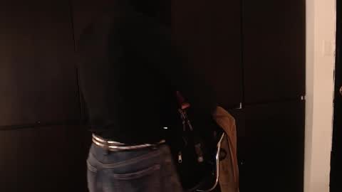 SAM MANSON online show from March 19, 12:32 pm