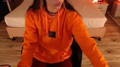 SAM MANSON online show from May 19, 12:12 pm