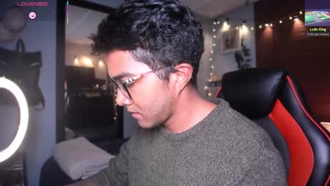 SAMUEL THOMPSON online show from March 6, 10:47 pm