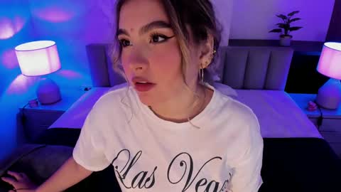 Snapshot of samanta_bone chatting on January 21, 12:36 am Samanta online show from January 21, 12:36 am