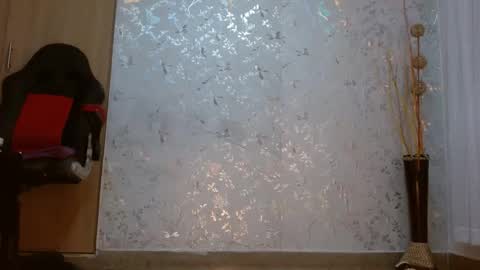 Snapshot of samanta_brownn_ chatting on February 19, 3:05 pm samanta online show from February 19, 3:05 pm